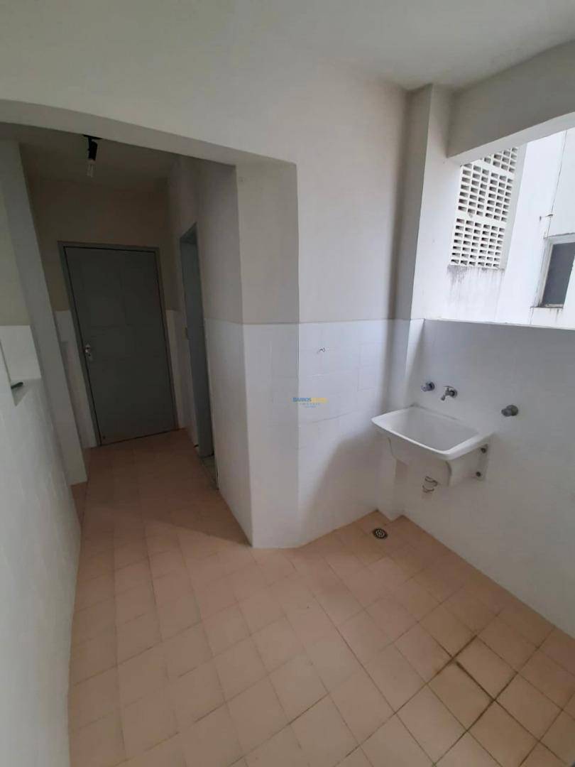 Apartamento à venda e aluguel com 2 quartos, 100m² - Foto 12