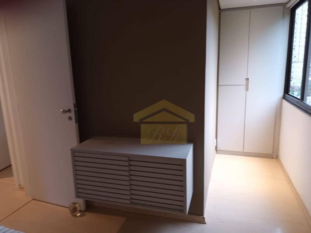 Apartamento à venda com 3 quartos, 129m² - Foto 3