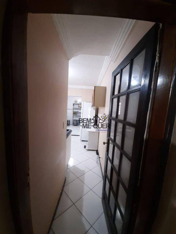 Sobrado à venda com 3 quartos, 200m² - Foto 12