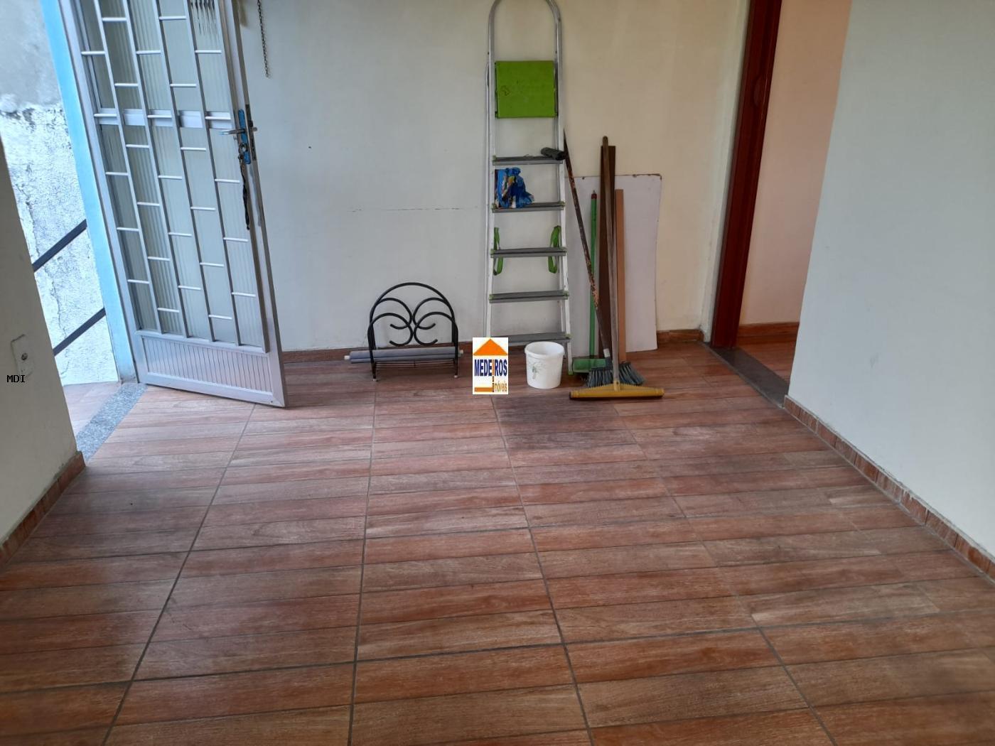 Casa à venda com 2 quartos, 140m² - Foto 13