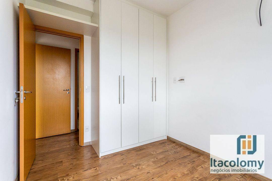 Apartamento à venda com 2 quartos, 72m² - Foto 20