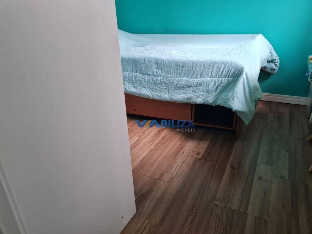 Apartamento à venda com 3 quartos, 107m² - Foto 35