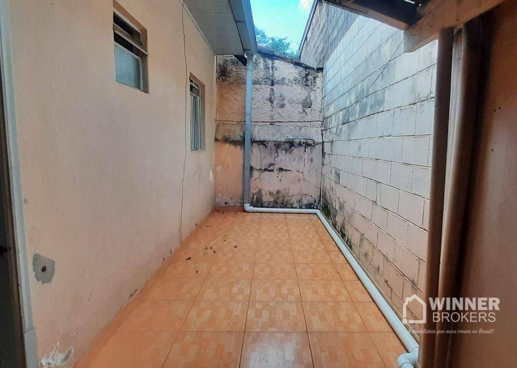 Sobrado à venda com 8 quartos, 323m² - Foto 25