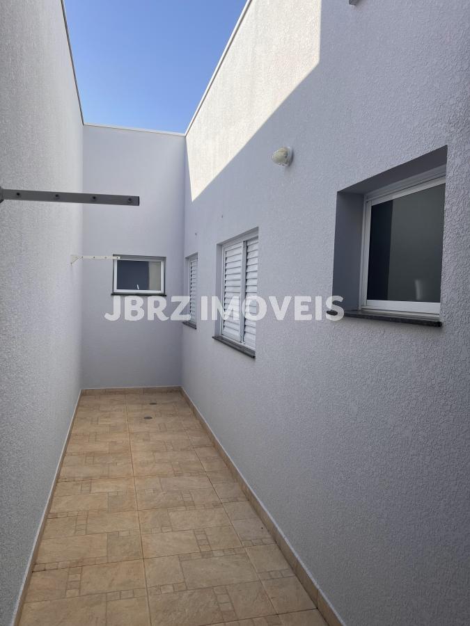 Casa à venda com 2 quartos, 100m² - Foto 13