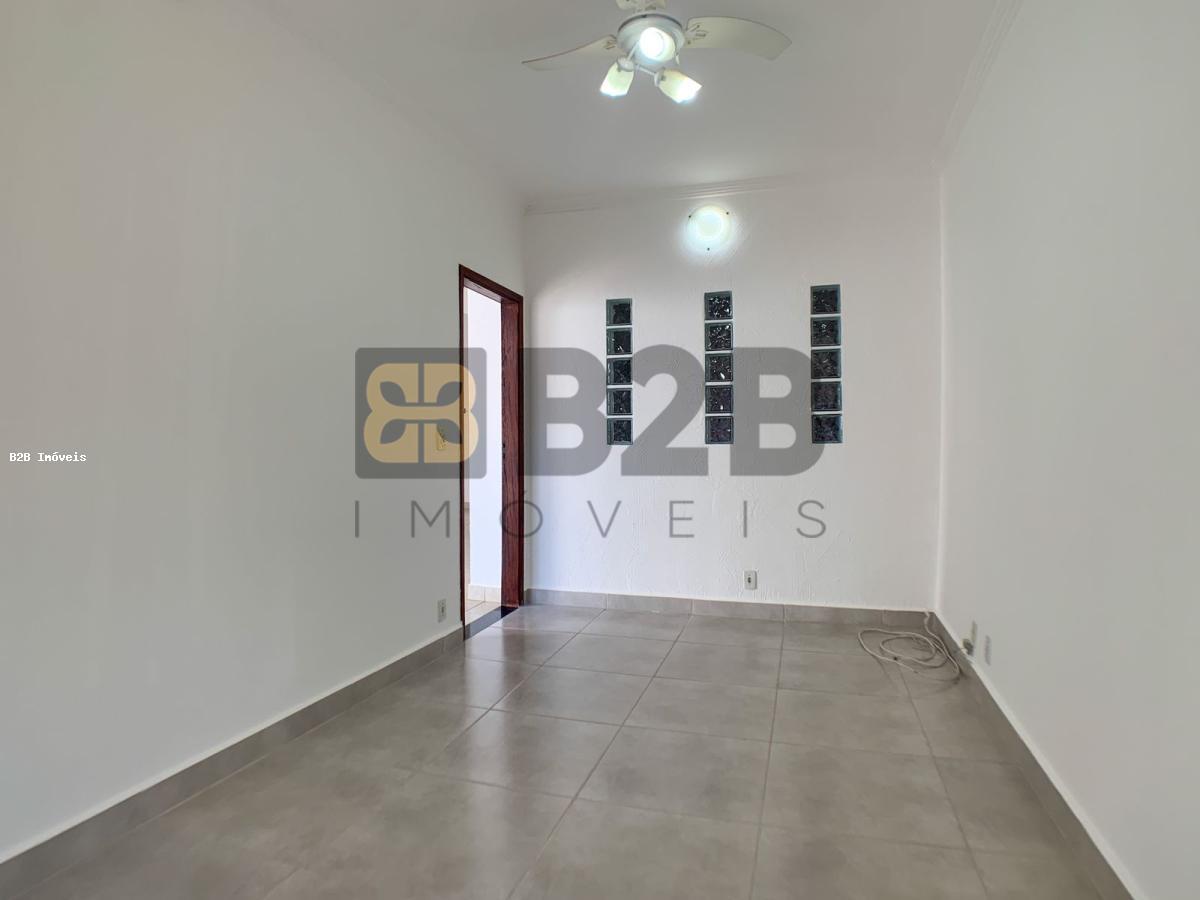 Casa à venda com 3 quartos, 300m² - Foto 23