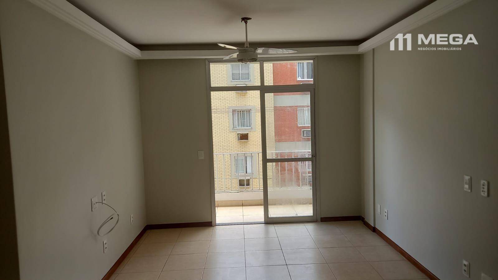 Apartamento para alugar com 3 quartos, 130m² - Foto 2