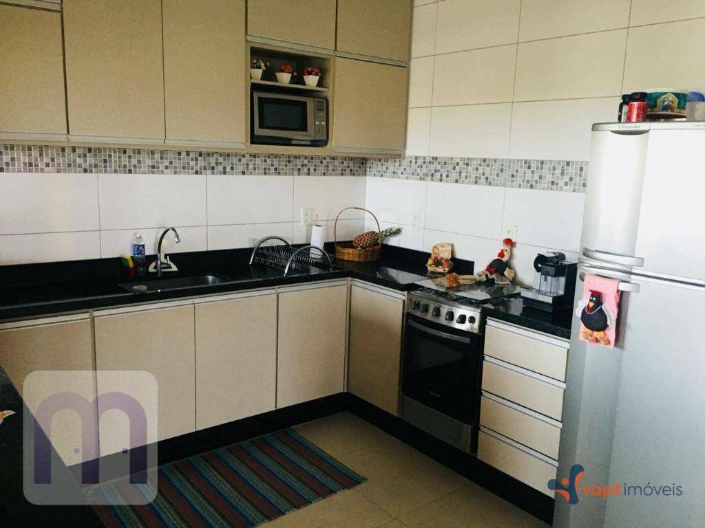 Chácara à venda com 3 quartos, 280m² - Foto 2