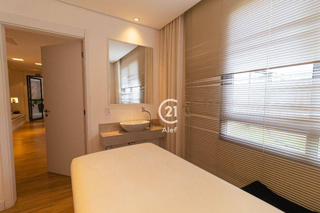 Apartamento à venda com 2 quartos, 69m² - Foto 67