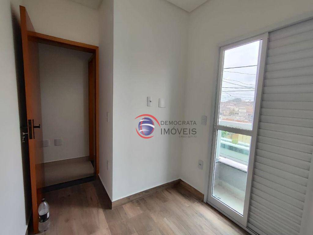 Sobrado à venda com 2 quartos, 90m² - Foto 3