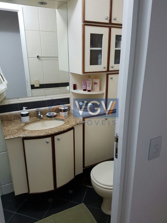 Apartamento à venda com 2 quartos, 50m² - Foto 15