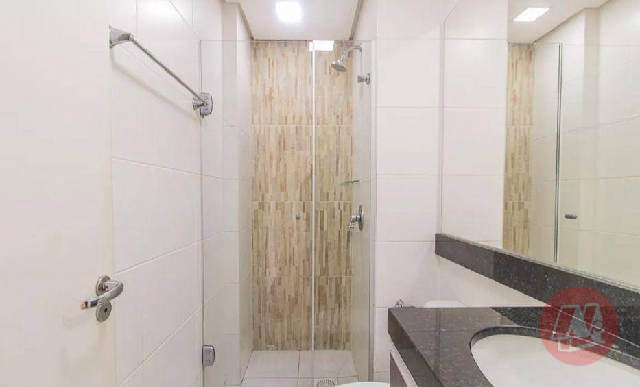 Apartamento para alugar com 2 quartos, 68m² - Foto 12