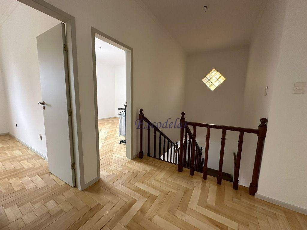 Casa à venda com 4 quartos, 300m² - Foto 27