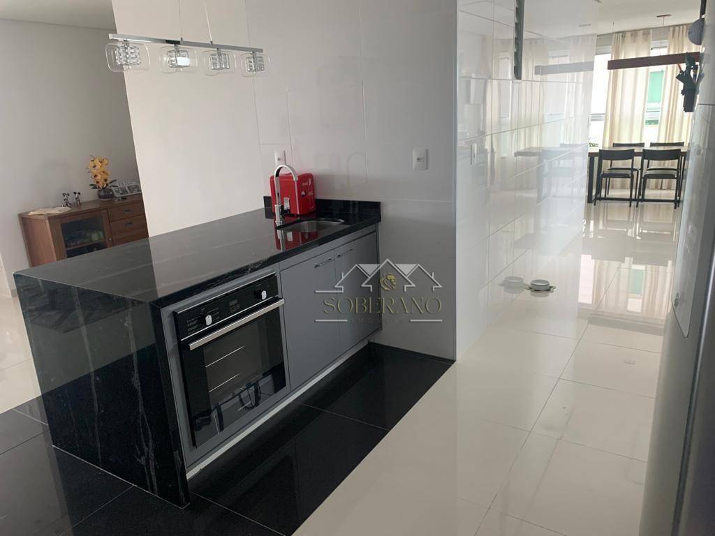 Apartamento à venda com 3 quartos, 150m² - Foto 14