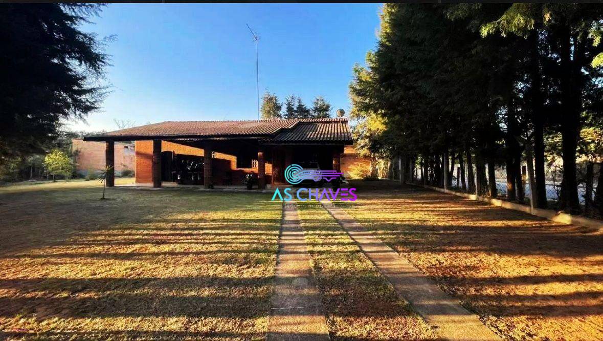 Chácara, 3 quartos, 1100 m² - Foto 1