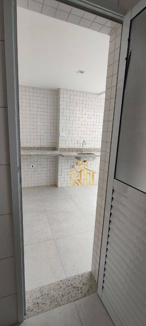 Apartamento à venda com 2 quartos, 85m² - Foto 19