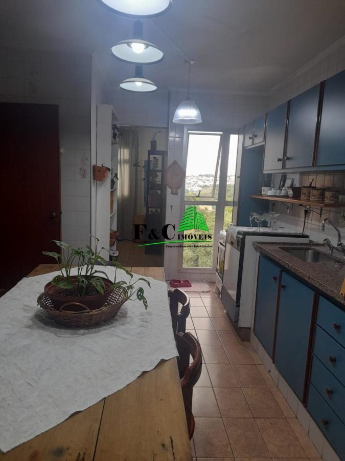 Apartamento à venda com 3 quartos, 129m² - Foto 1