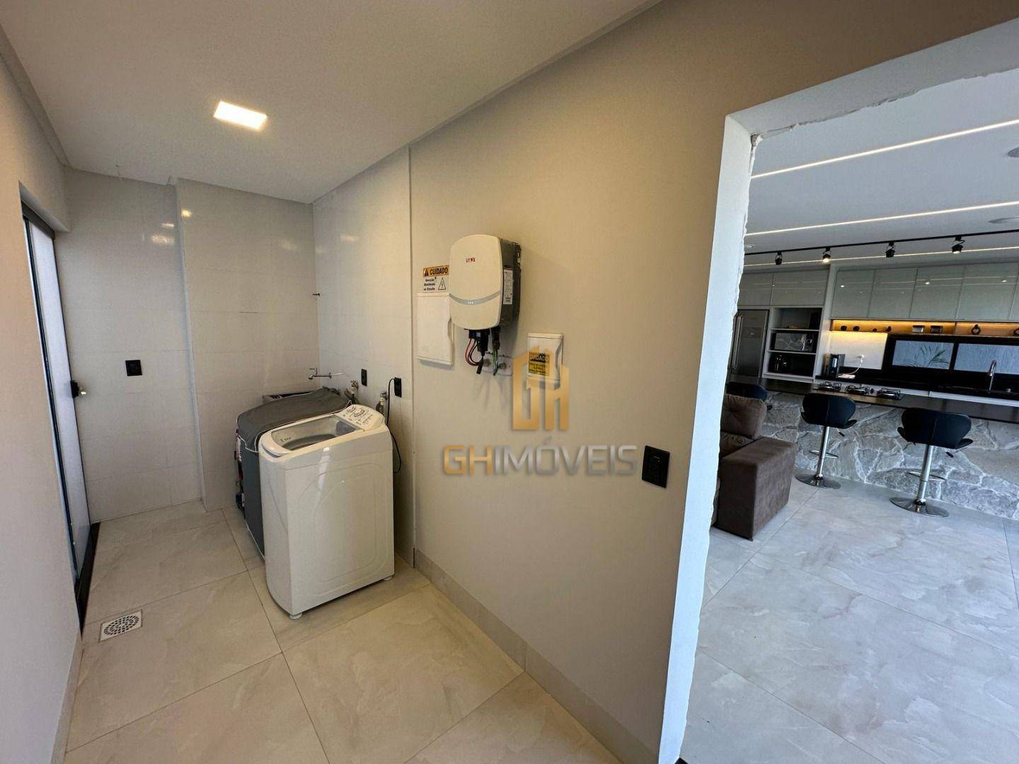Sobrado à venda com 4 quartos, 234m² - Foto 5