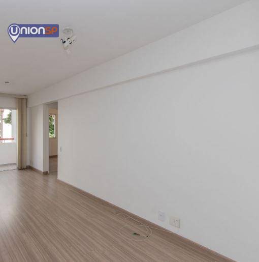 Apartamento à venda com 2 quartos, 63m² - Foto 2