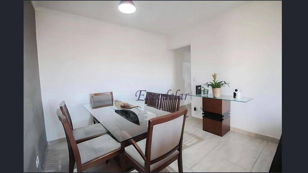 Apartamento à venda com 2 quartos, 70m² - Foto 4