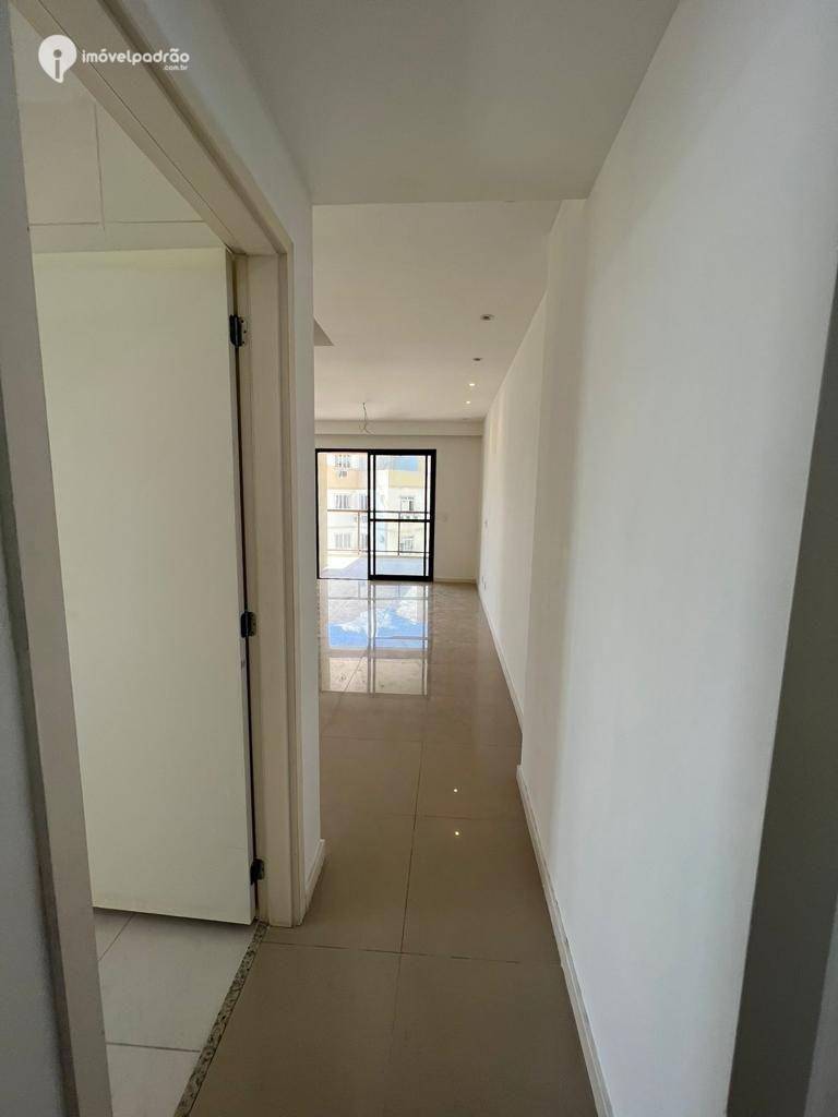 Apartamento à venda com 3 quartos, 115m² - Foto 9