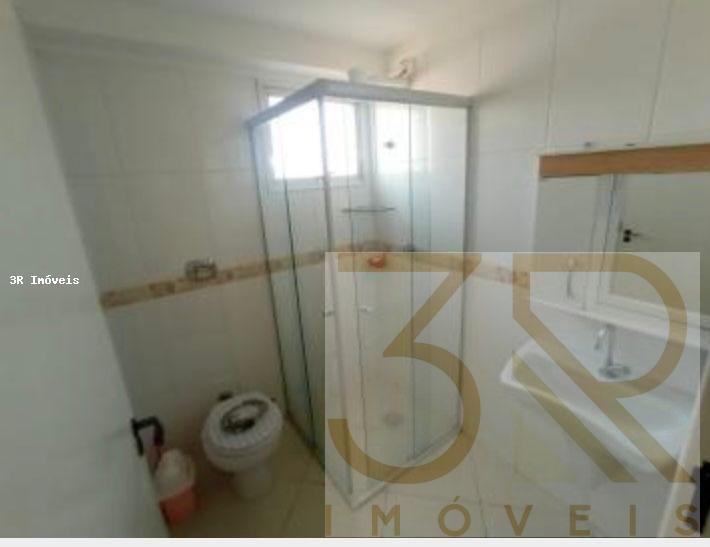 Apartamento à venda com 2 quartos, 45m² - Foto 13