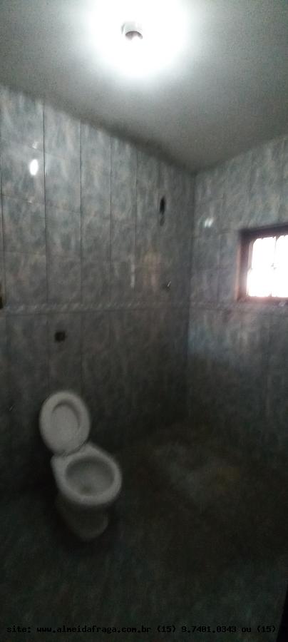 Casa para alugar com 5 quartos, 300m² - Foto 21