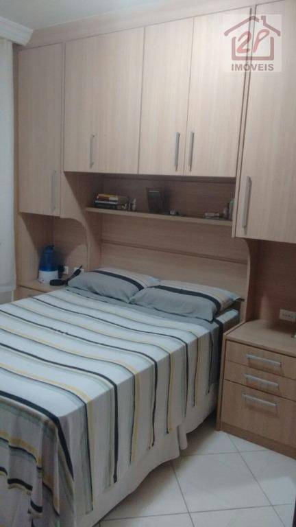 Apartamento à venda com 2 quartos, 65m² - Foto 3