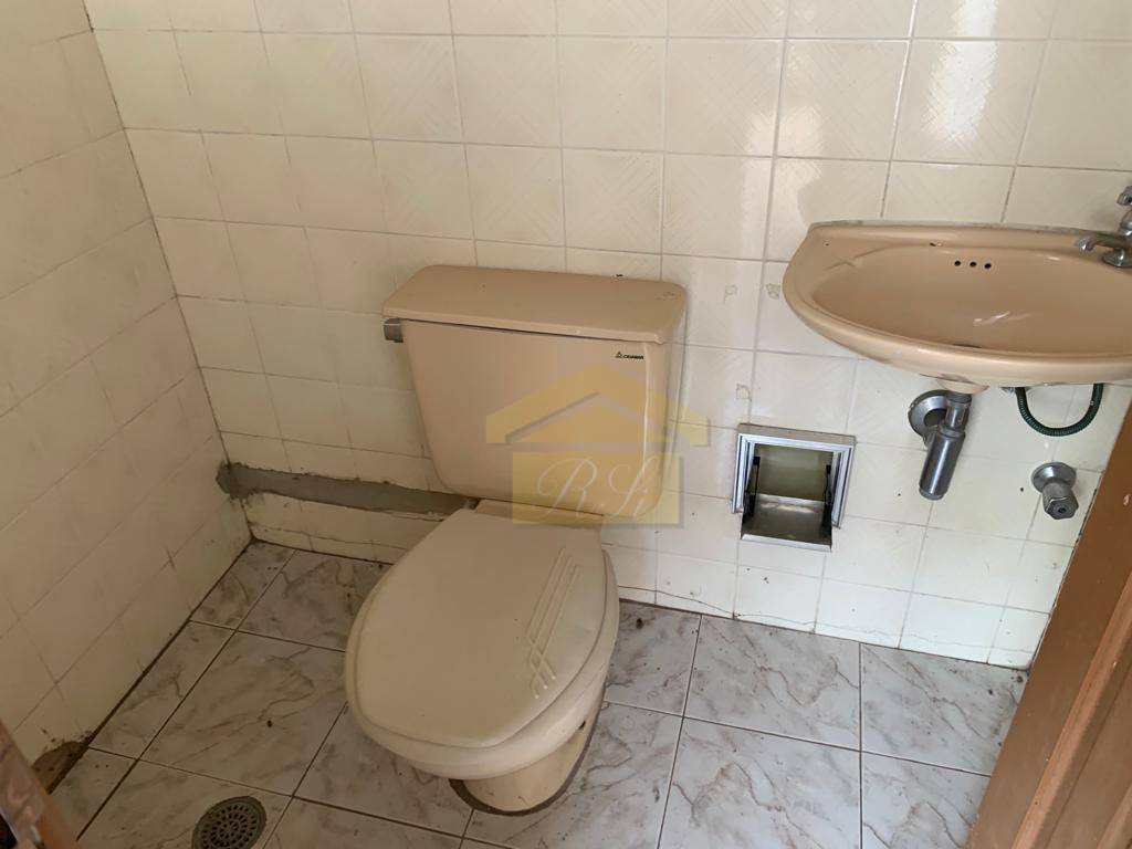 Casa à venda e aluguel com 3 quartos, 480m² - Foto 39