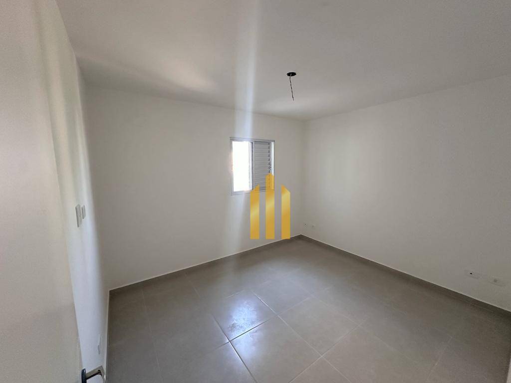 Casa à venda com 1 quarto, 28m² - Foto 4