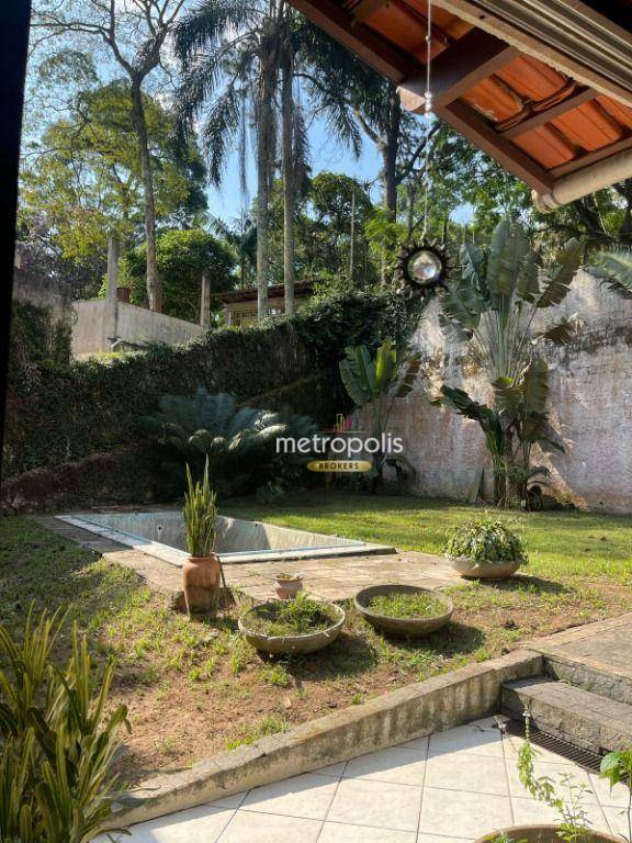 Casa de Condomínio à venda com 3 quartos, 330m² - Foto 17