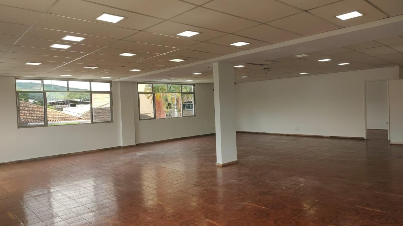 Prédio Inteiro à venda com 5 quartos, 375m² - Foto 14