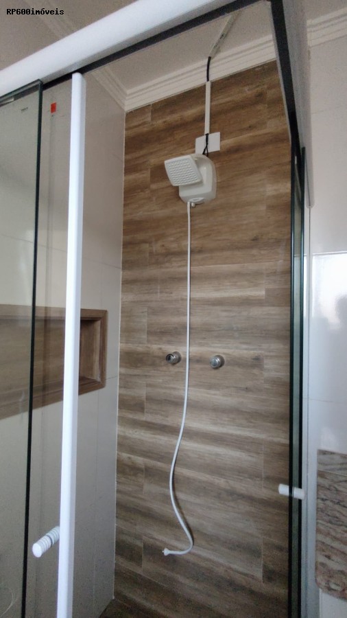 Casa para alugar com 4 quartos, 560m² - Foto 35