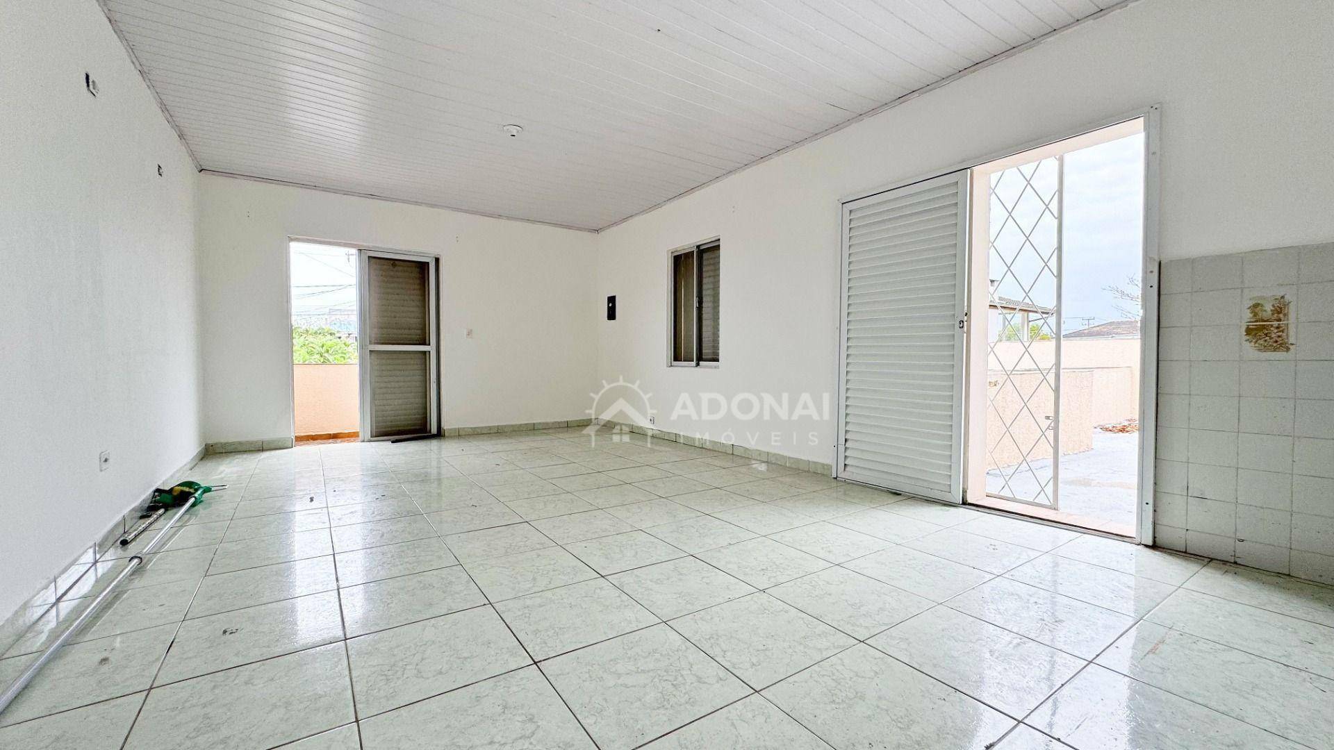 Casa à venda com 5 quartos, 210m² - Foto 32