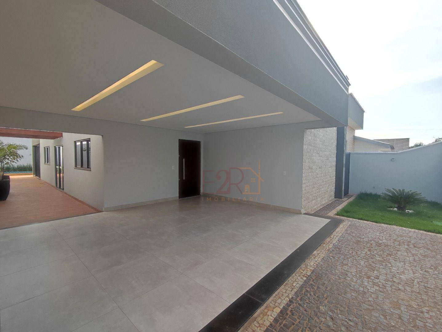 Casa à venda com 3 quartos, 199m² - Foto 2