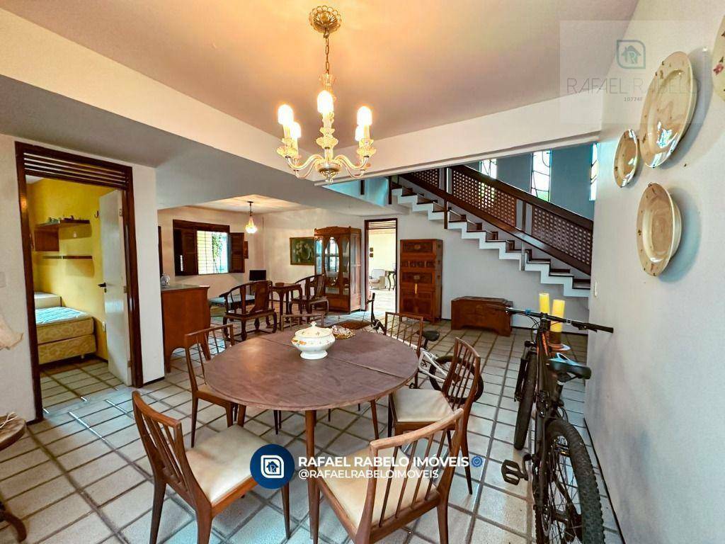 Casa à venda com 4 quartos, 230m² - Foto 4