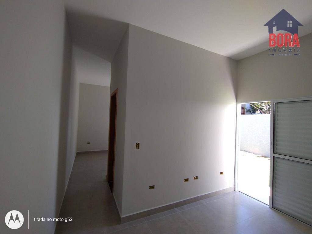 Casa à venda com 4 quartos, 95m² - Foto 9