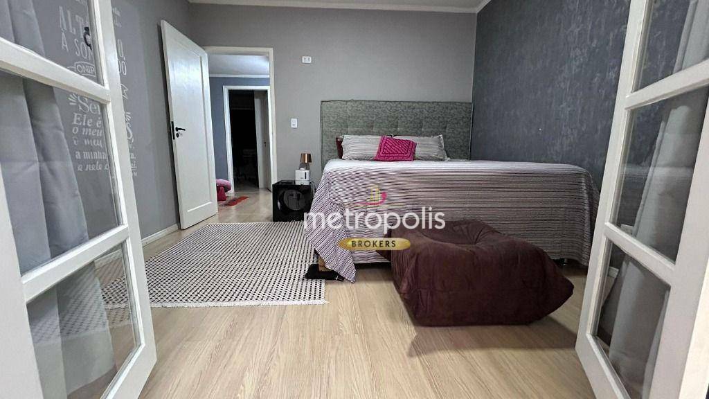 Casa à venda e aluguel com 3 quartos, 230m² - Foto 15