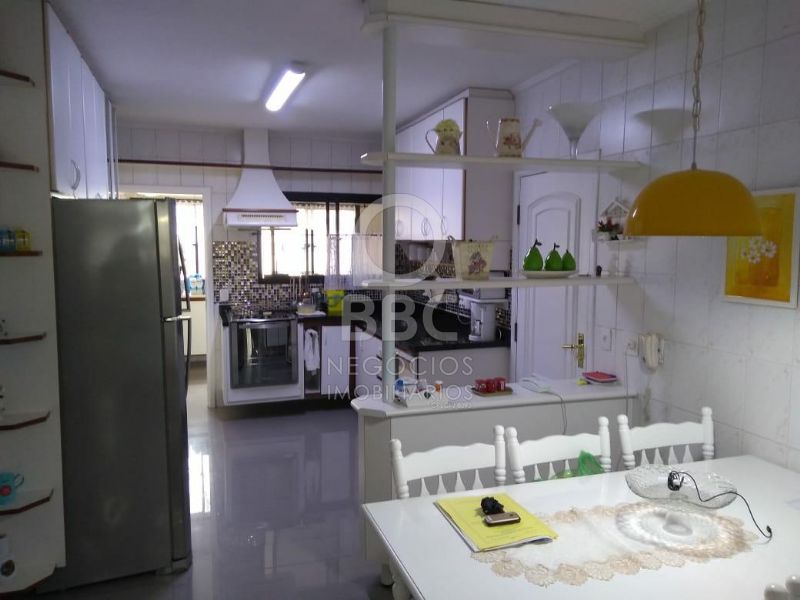 Apartamento à venda com 3 quartos, 160m² - Foto 8