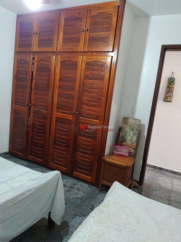 Casa à venda com 3 quartos, 201m² - Foto 34