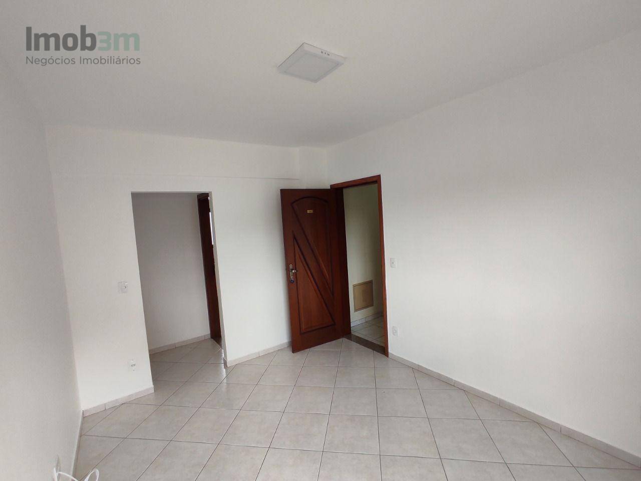 Apartamento à venda com 2 quartos, 65m² - Foto 3