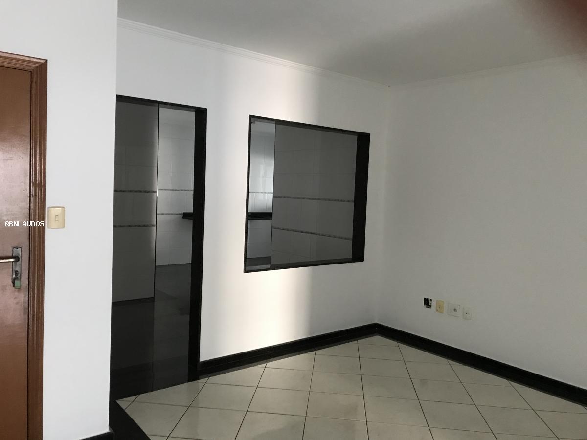 Apartamento à venda com 3 quartos, 171m² - Foto 5