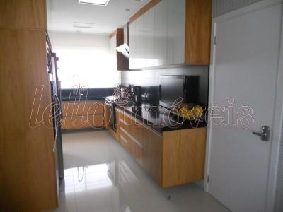 Apartamento à venda com 4 quartos, 225m² - Foto 21