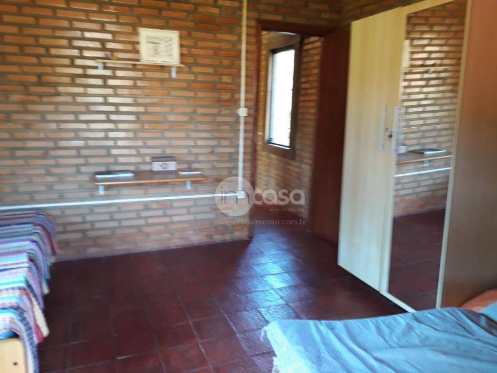 Casa à venda com 4 quartos, 240m² - Foto 12