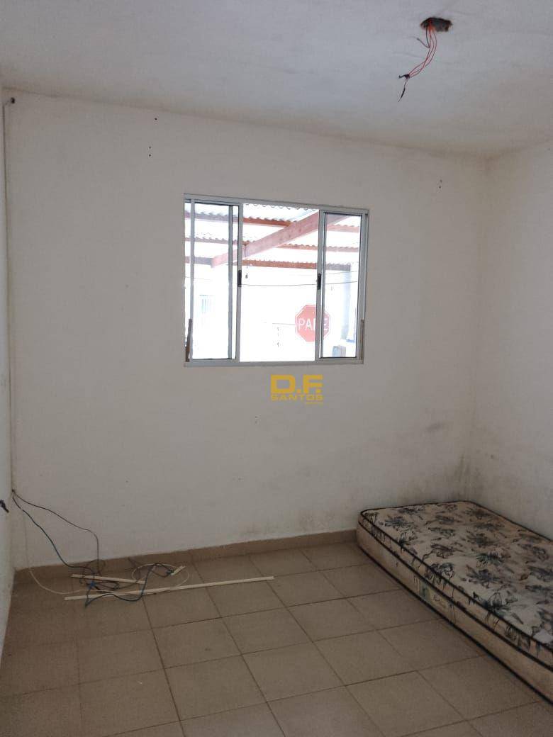 Casa à venda e aluguel com 1 quarto, 76m² - Foto 13