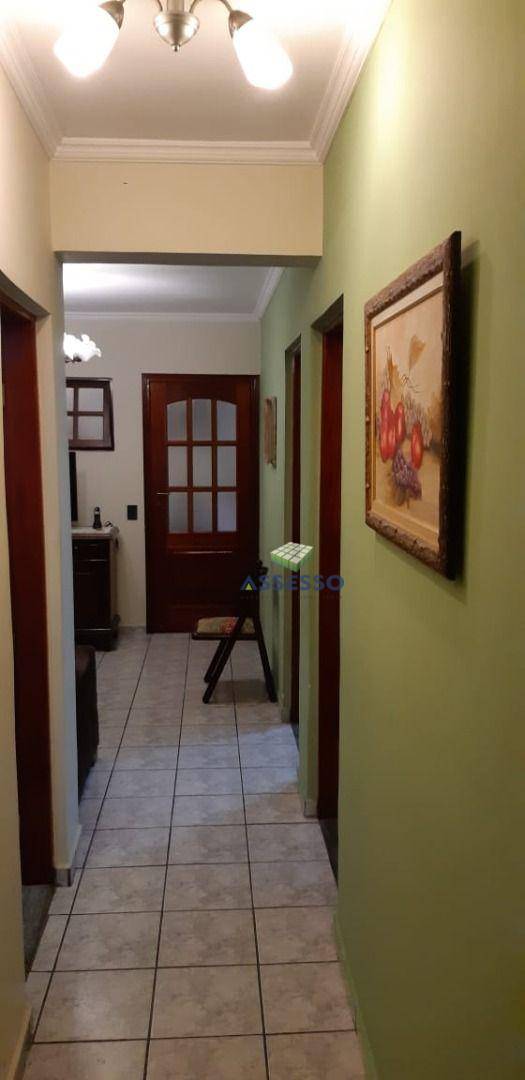 Casa à venda com 3 quartos, 190m² - Foto 16