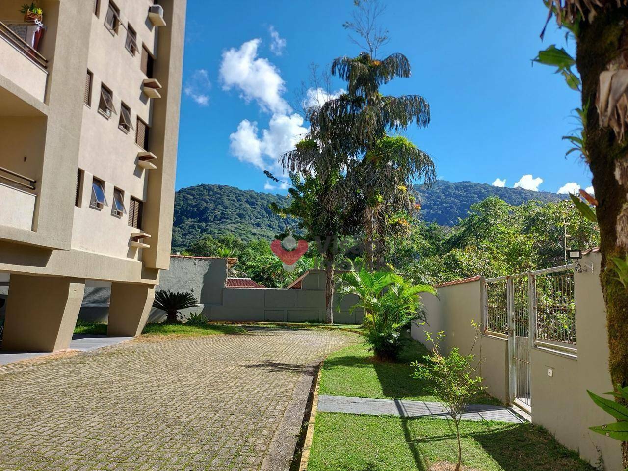 Apartamento à venda com 3 quartos, 185m² - Foto 20