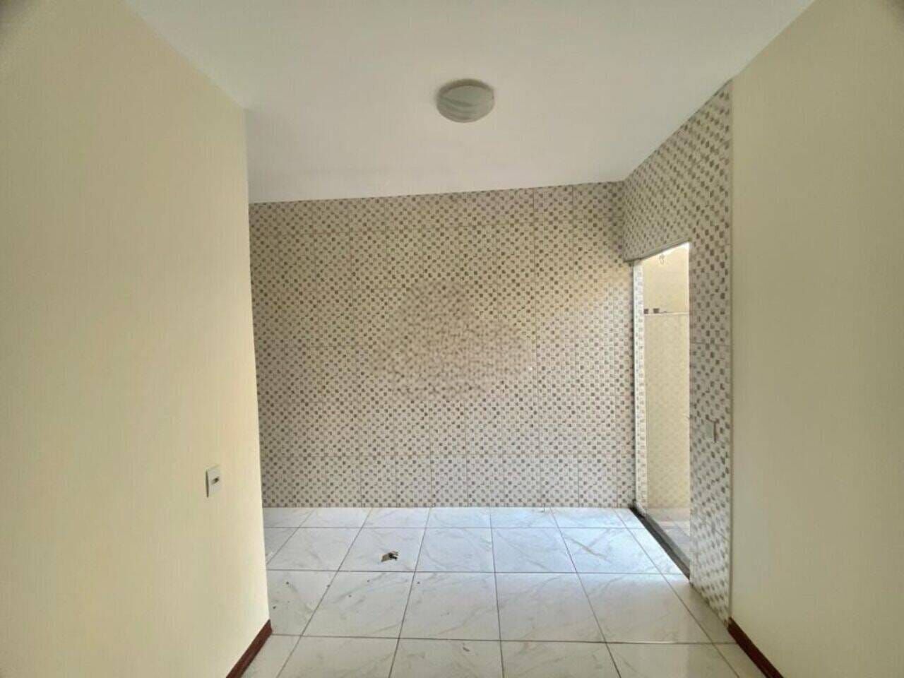 Casa para alugar com 3 quartos, 176m² - Foto 4