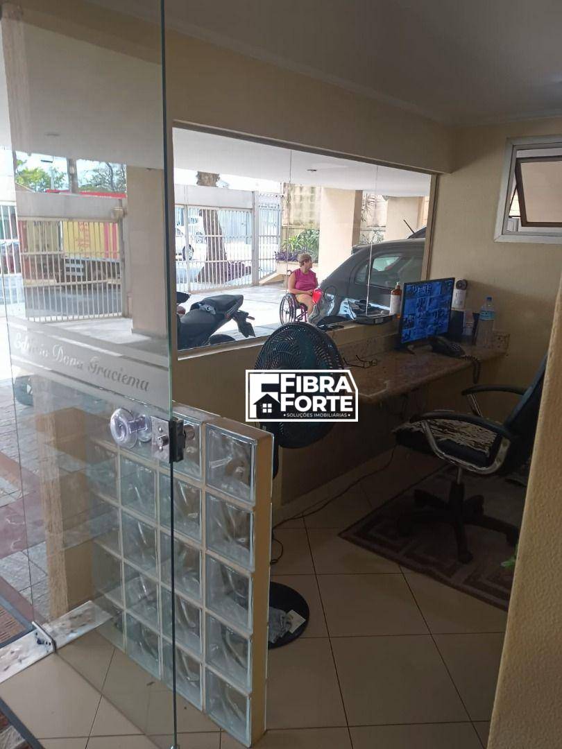 Apartamento, 3 quartos, 74 m² - Foto 2