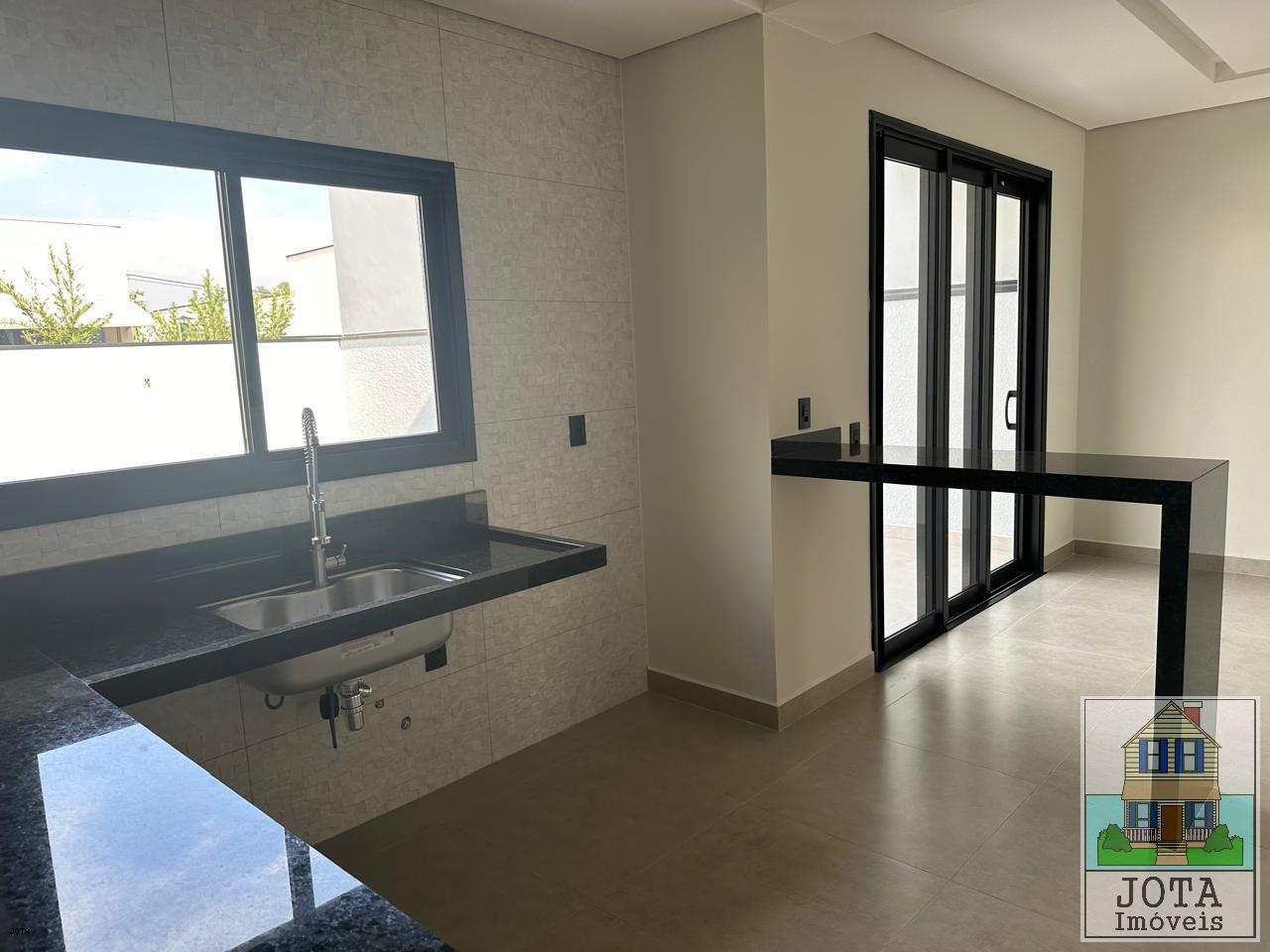 Sobrado à venda com 3 quartos, 250m² - Foto 3