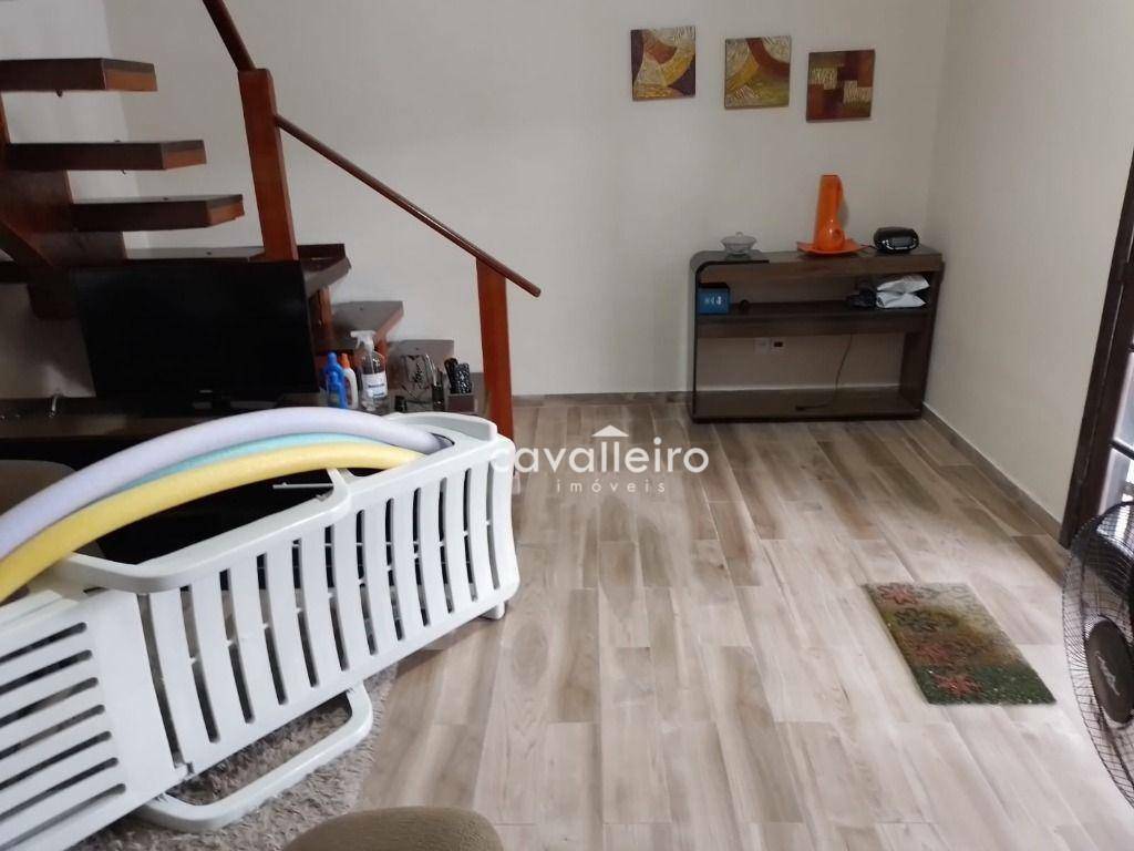 Casa à venda com 2 quartos, 120m² - Foto 3